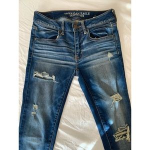 American Eagle Super Stretch Destroyed Jegging